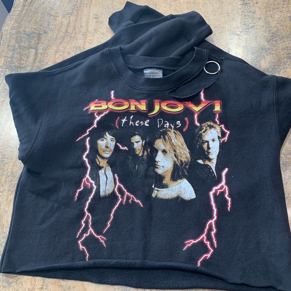 Cropped hoodie